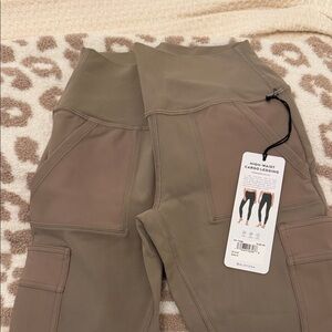 ALO Yoga Olive Cargo Leggings